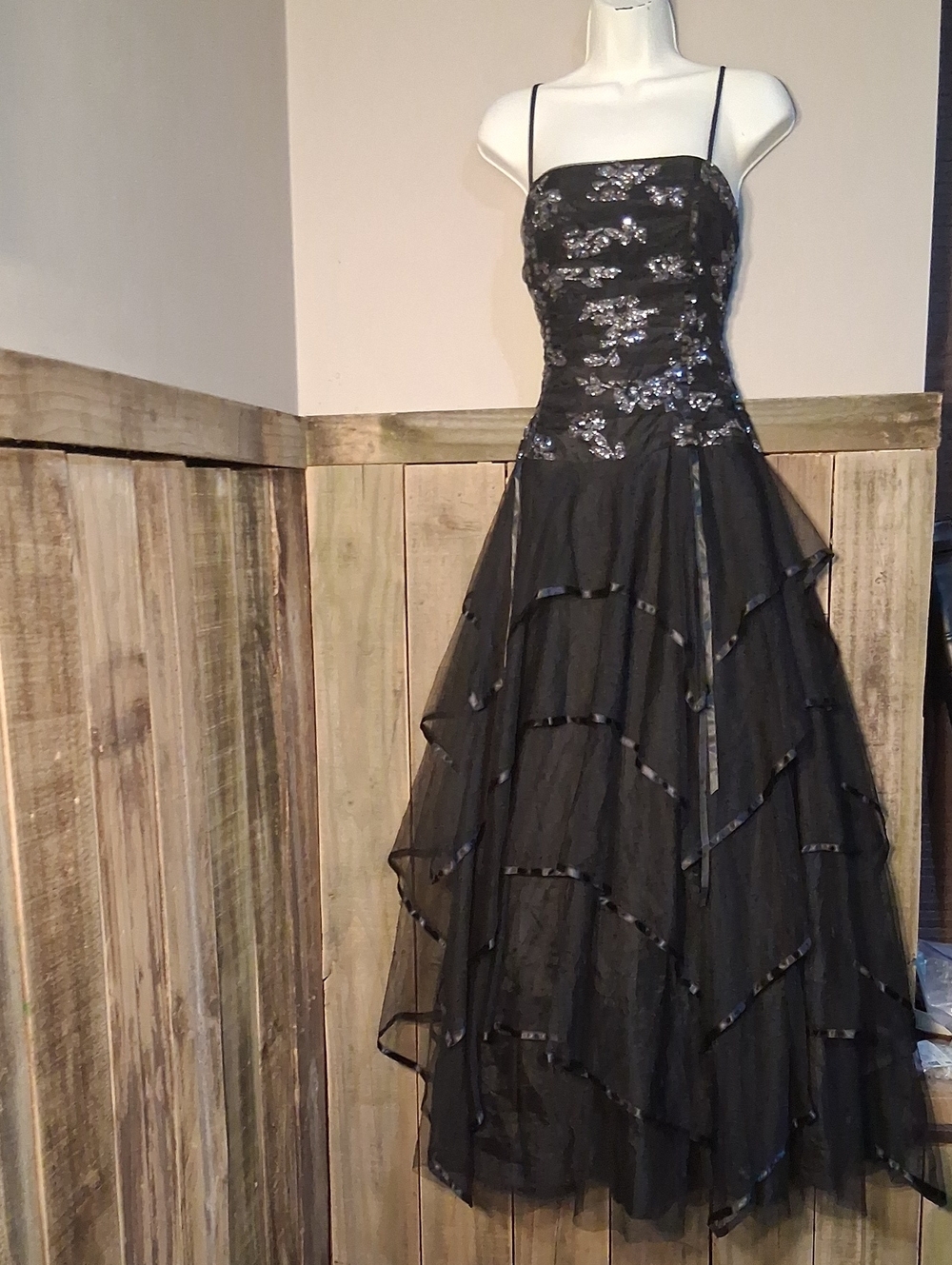 Vintage Y2K Whimsigoth Blondie Nites Black Sequin Bodice Tiered Chiffon   Dress